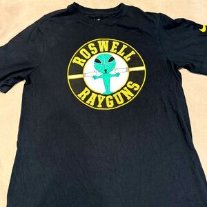 Nike Alien Roswell small men’s tee.. Great condition. Non-smoking home.
